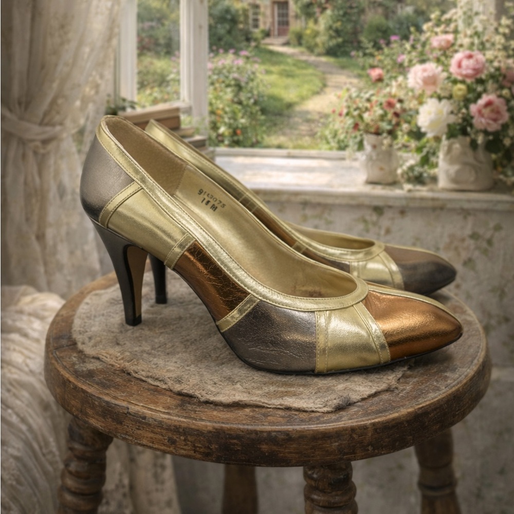 Vintage 1980s Milano, Metallic, Colour blocking, Heels